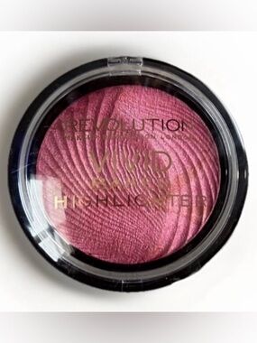 Revolution vivid baked highlighter